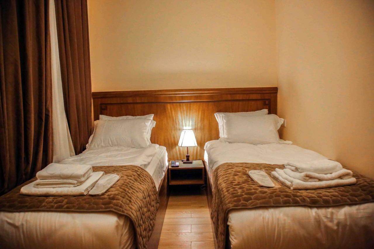 B&B Rooms Τυφλίδα Εξωτερικό φωτογραφία